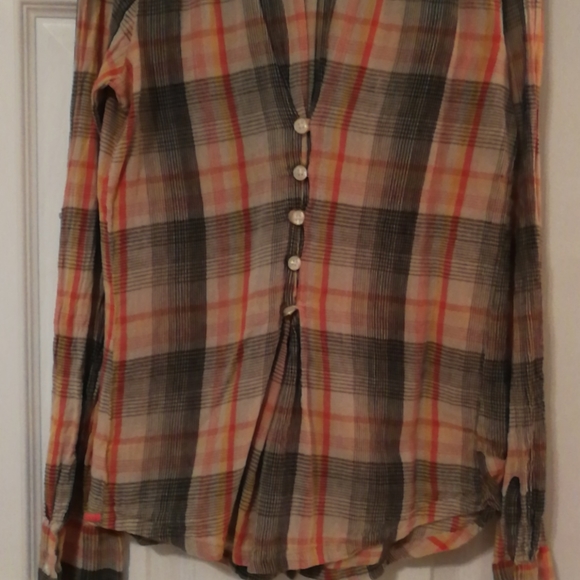 Billabong Plaid Long Sleeve Top - Picture 5 of 12
